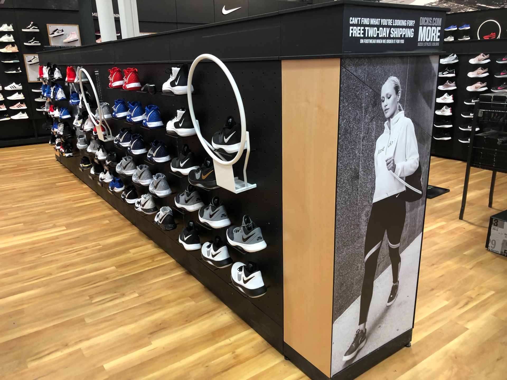 end cap sneakers